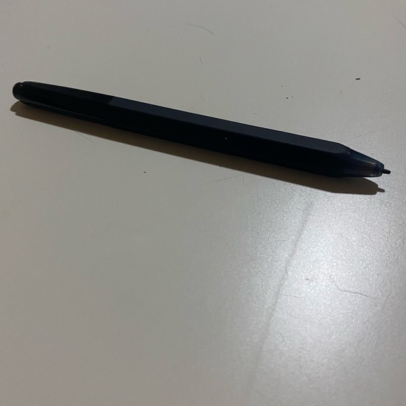 XP-PEN Artist12 11.6 Inch FHD Drawing Monitor with Battery-Free Pen and case - Picture 5 of 5